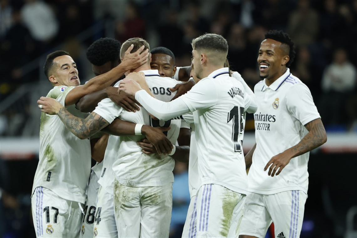 Real še naprej za petami Barcelone