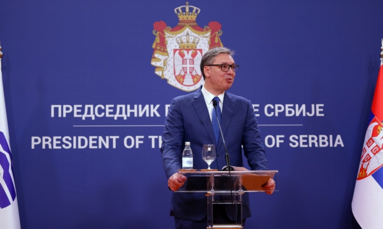 Vučić sklical nujno sejo Sveta za nacionalno varnost, domnevno aretiran nekdanji minister